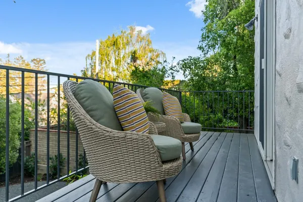 $2,888,000 | 1466 Alvarado Avenue, Burlingame, CA 94010