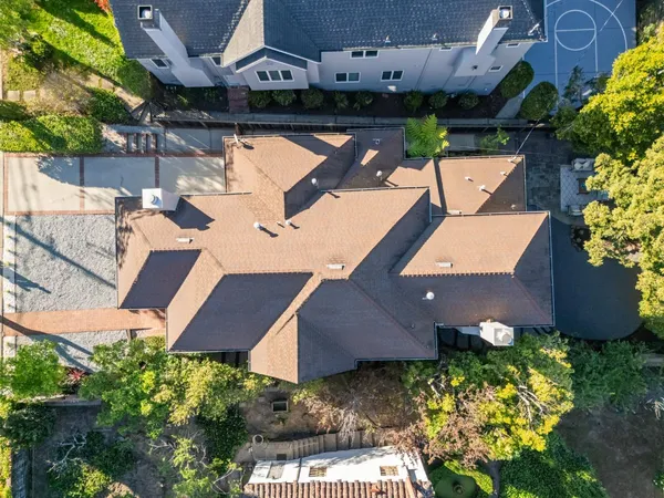 $3,488,000 | 1466 Alvarado Avenue, Burlingame, CA 94010