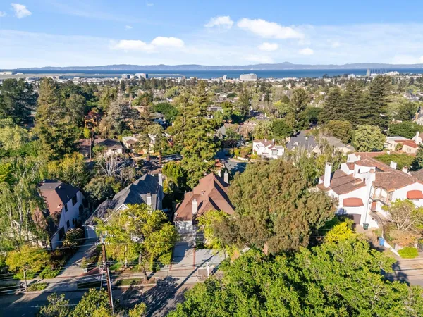 $3,488,000 | 1466 Alvarado Avenue, Burlingame, CA 94010