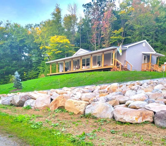 $369,900 | 38 Oak Ridge Lane, Bennington, VT 05201