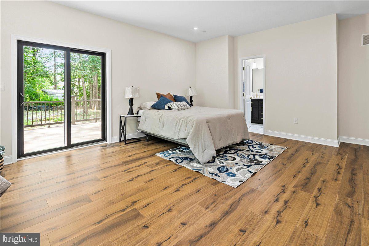16708 Cashell Road Rockville, MD 20853 - Photo 52 of 105 Primary suite with deck on main level