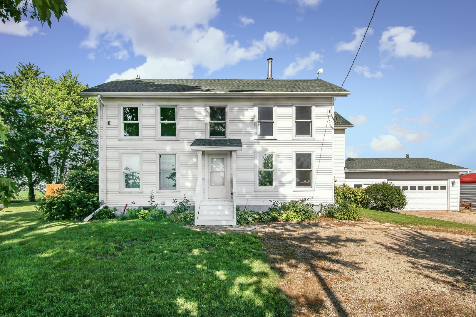539 Hedge Road Compton, IL 61318 - Photo 1 of 22