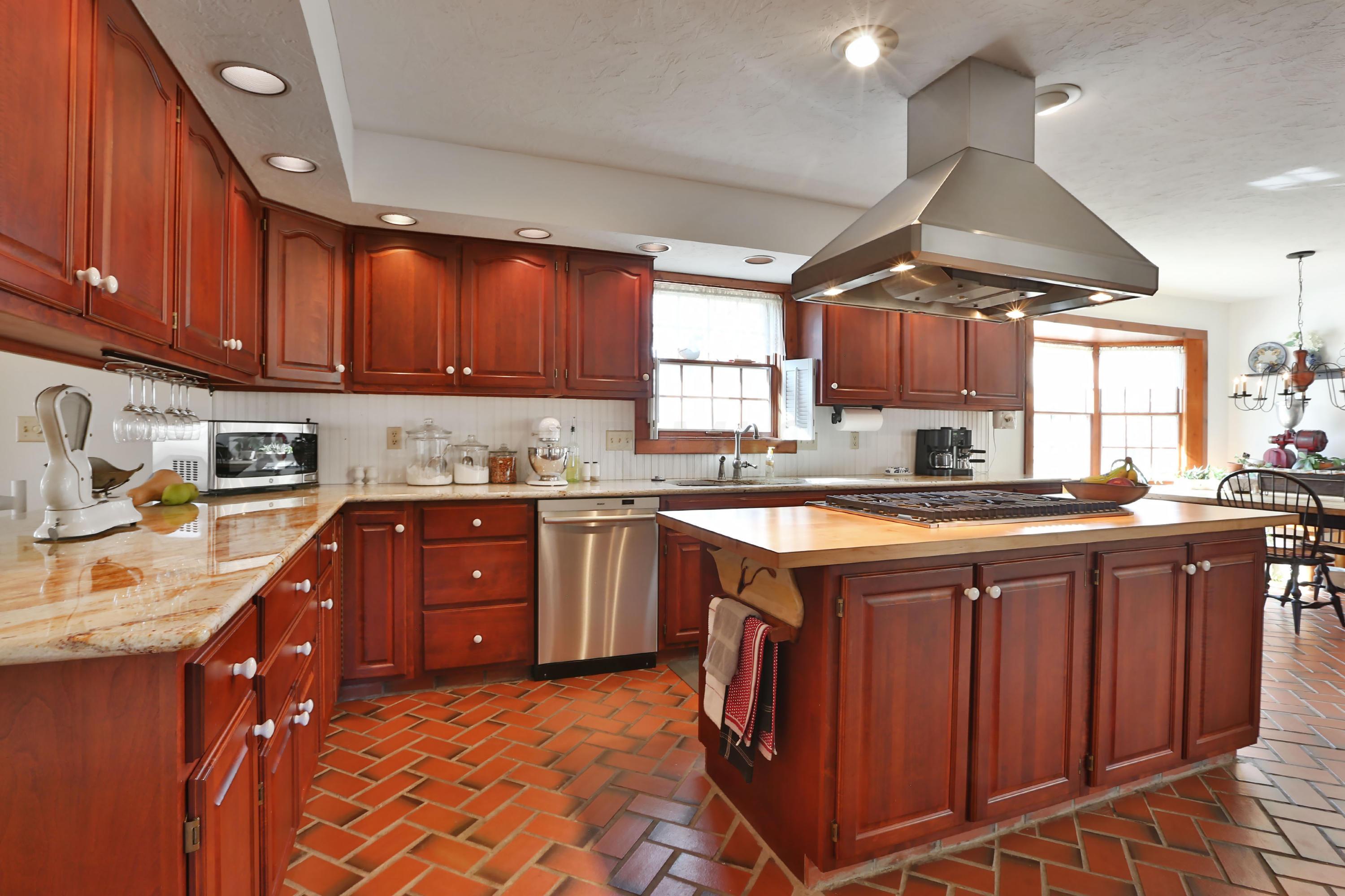 3015 Hills-Miller Road Delaware, OH 43015 - Photo 16 of 46 Gallery Image 16