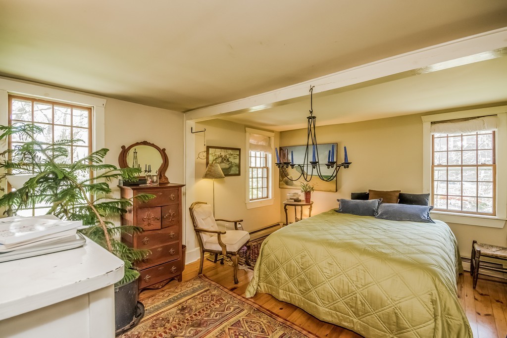 317 Converse Road Marion, MA 02738 - Photo 9 of 28