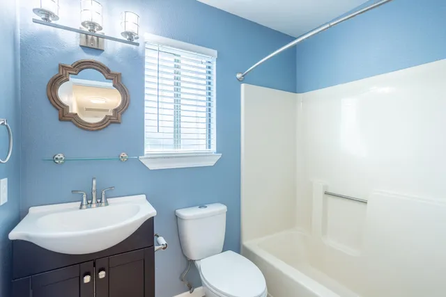 $333,000 | 1230 Whistling Drive, Redding, CA 96003