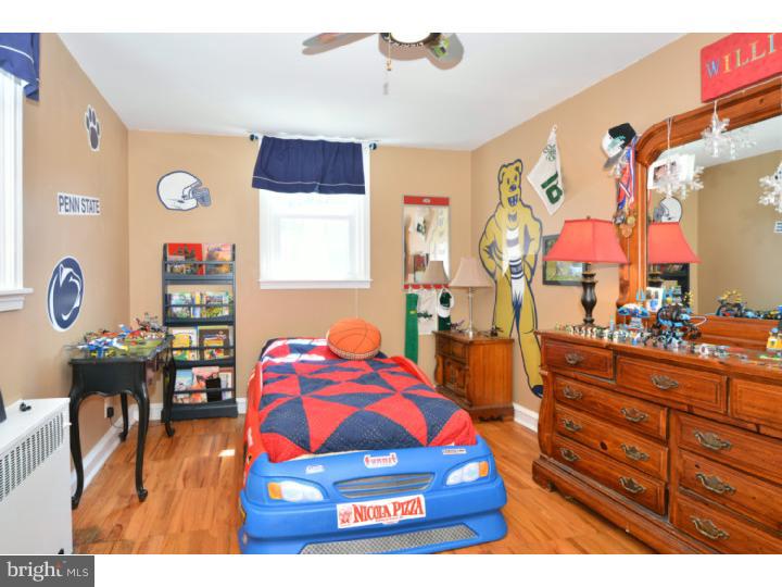 6940 Sherwood Road Philadelphia, PA 19151 - Photo 14 of 18 Gallery Image 14