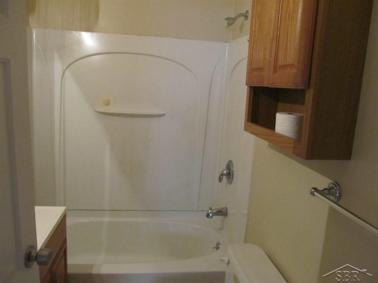 1690 Hemmeter Road Saginaw, MI 48638 - Photo 7 of 20 Gallery Image 7