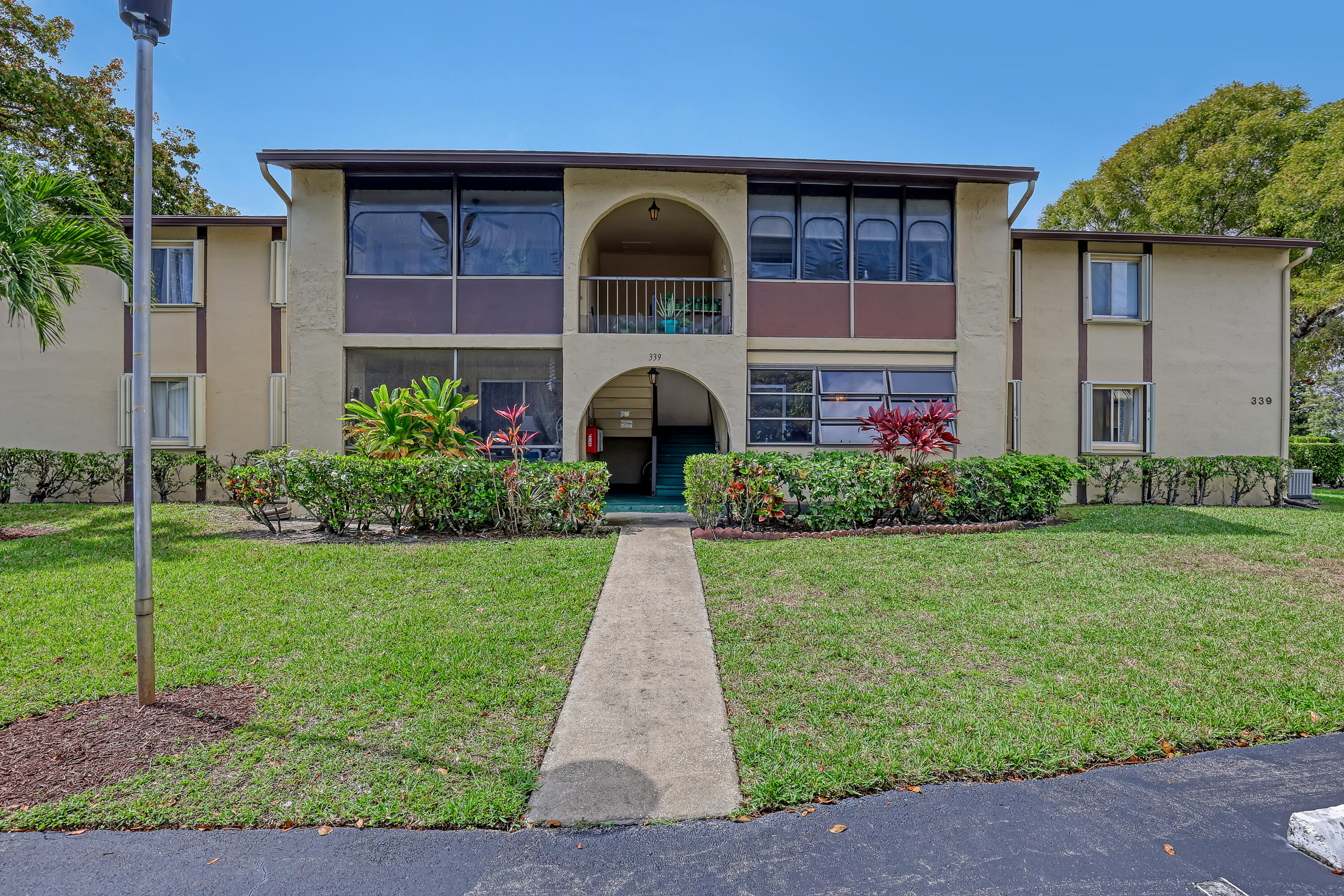 339 Pine Ridge #D1 (4)
