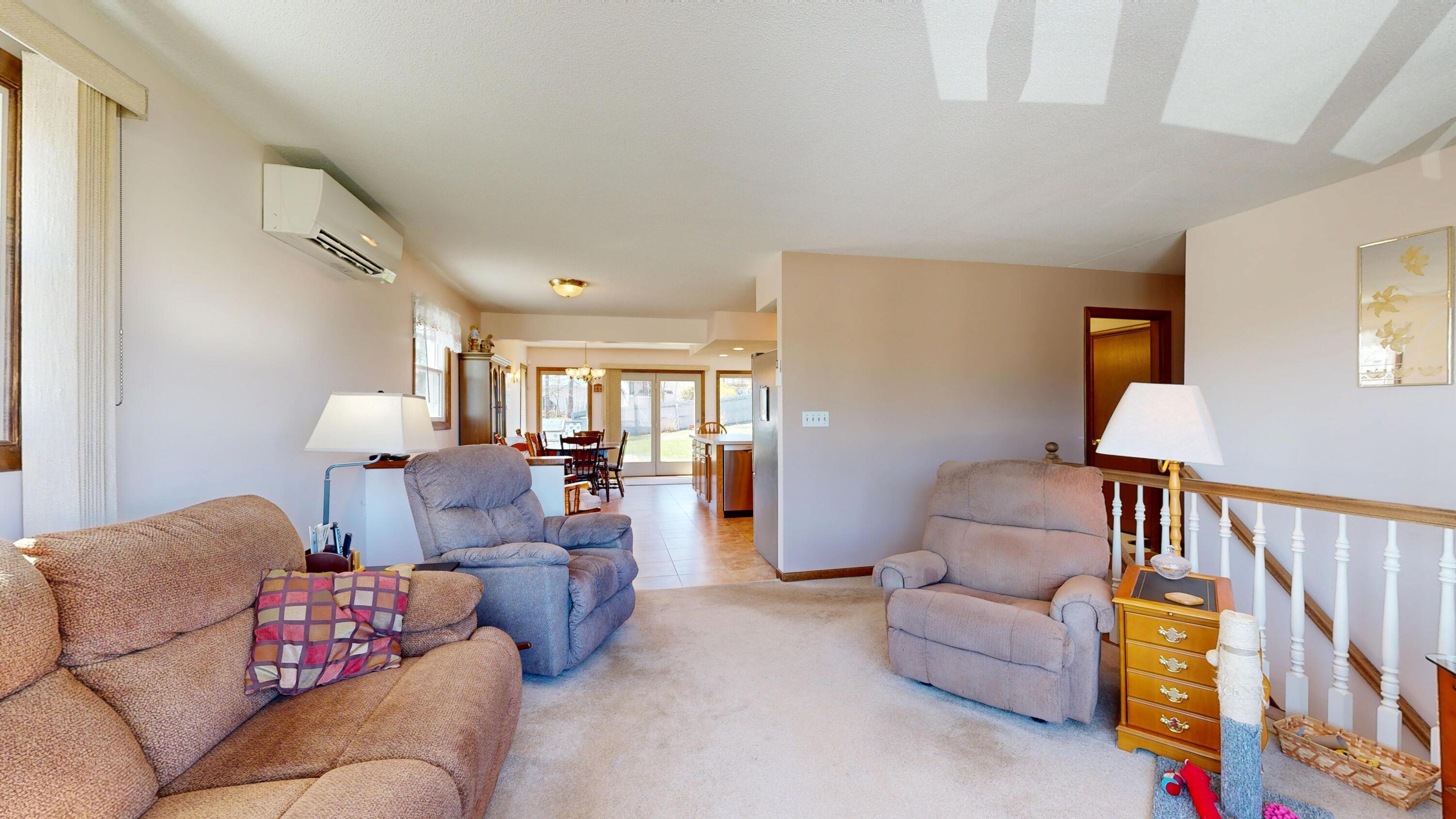 362 Crowley Road Sabattus, ME 04280 - Photo 7 of 50 Living Room