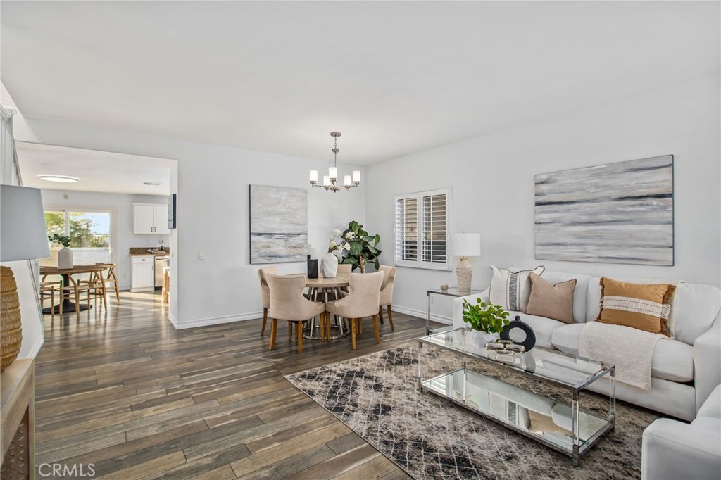 33686 Abbey Road Temecula, CA 92592 - Photo 4 of 37 a living room with furniture and wooden floor