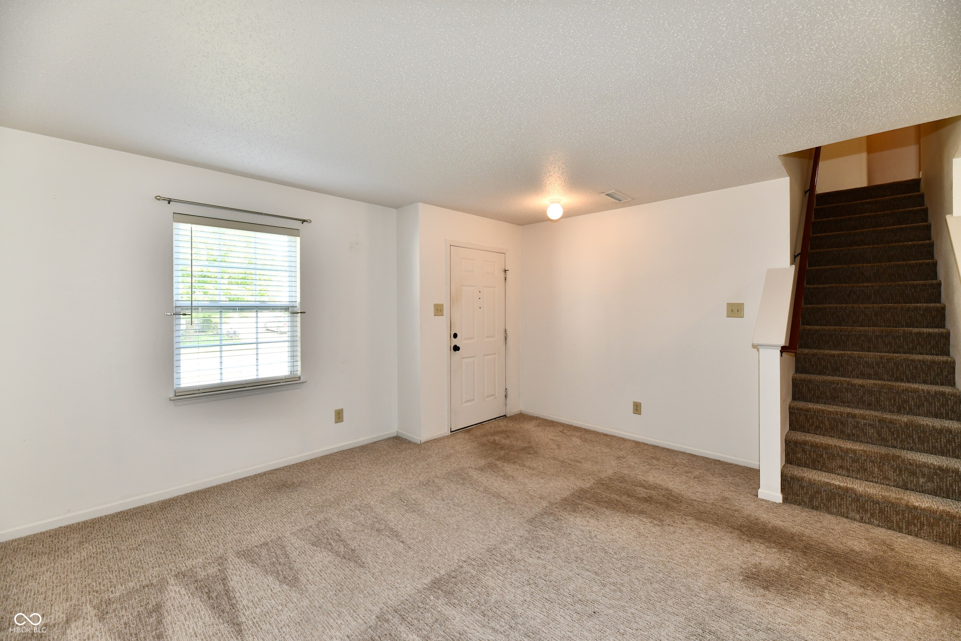 9175 West Paddleboat Lane Pendleton, IN 46064 - Photo 5 of 46