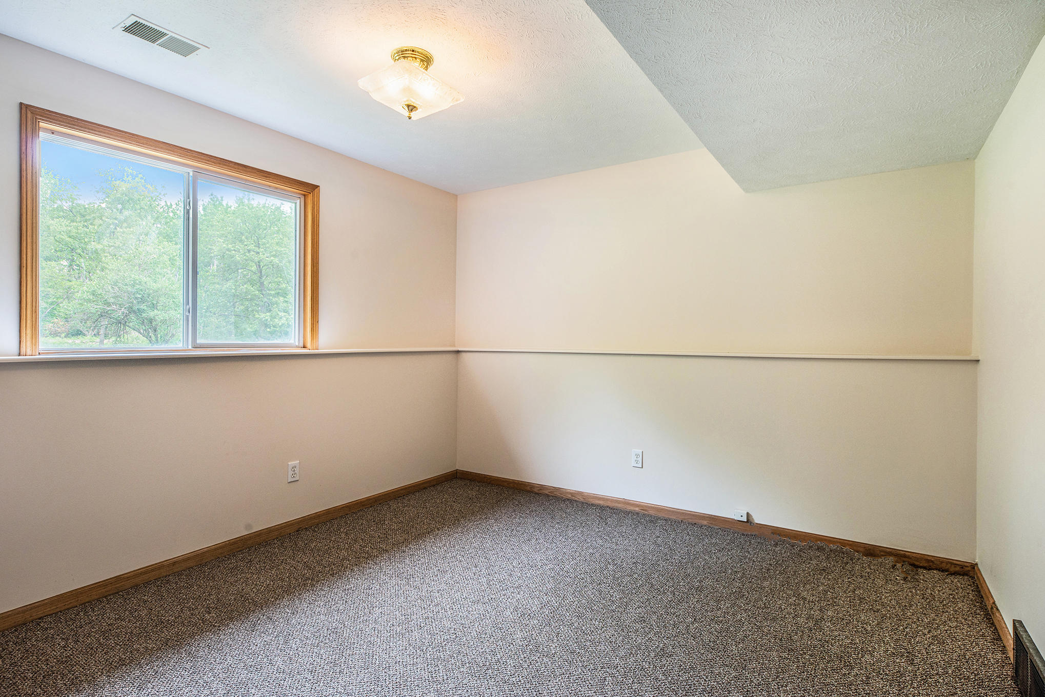 1637 North Slocum Road Ravenna, MI 49451 - Photo 19 of 39 1637NSlocumRd-27