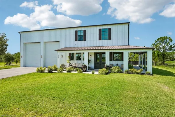 $819,000 | 3620 56th Avenue Northeast, Naples, FL 34120