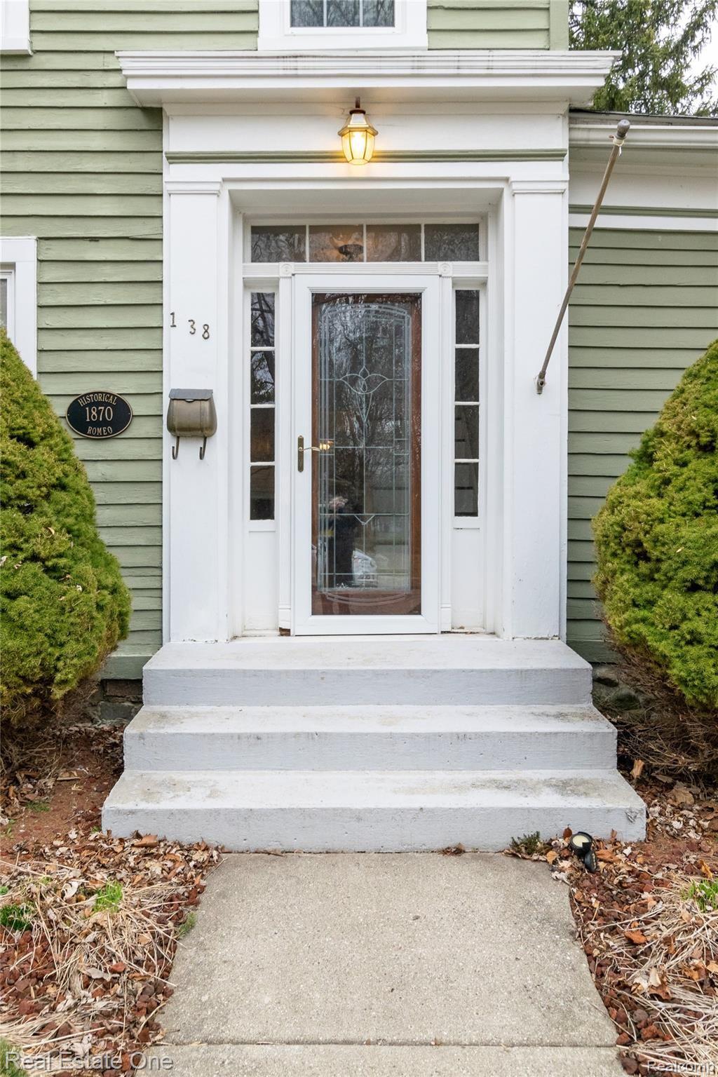 138 Benjamin Street Romeo, MI 48065 - Photo 4 of 26 138BenjaminSt-4.jpg