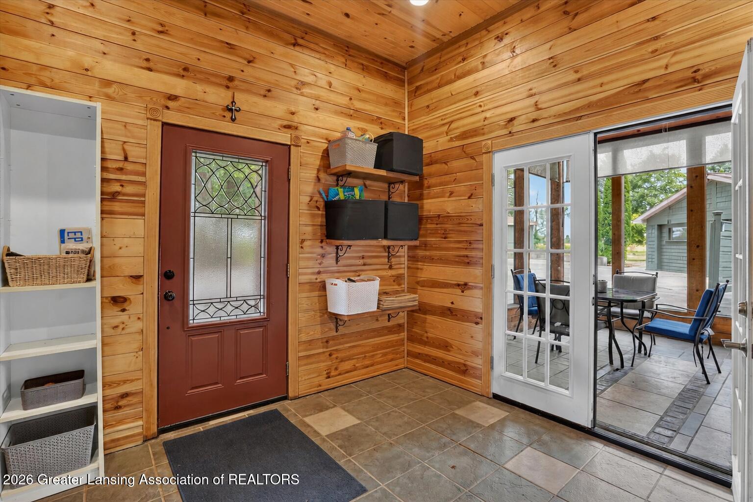 10841 Bond Road Dewitt, MI 48820 - Photo 8 of 95 Entrance Foyer
