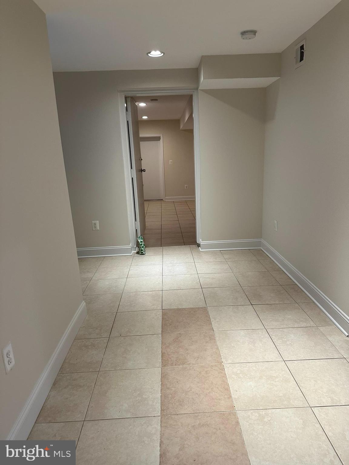2923 Fairhill Road Fairfax, VA 22031 - Photo 35 of 63