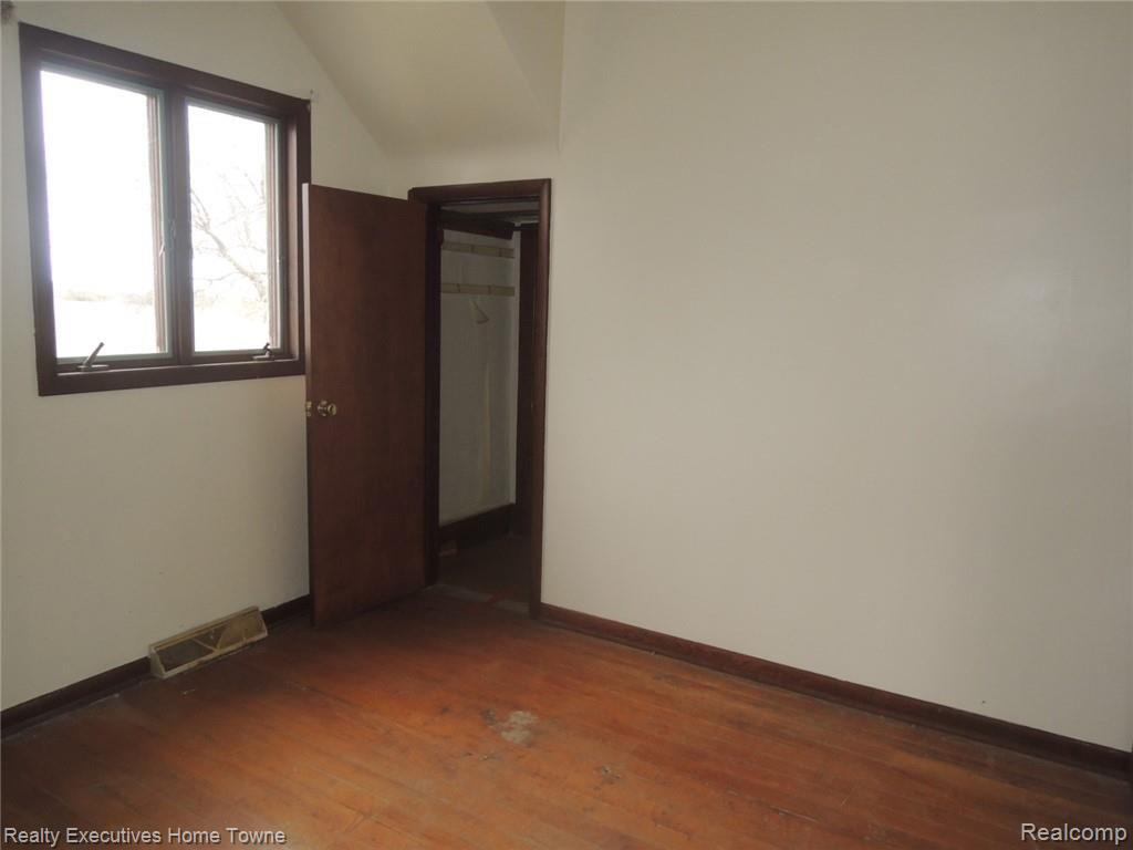 4013 North Ruth Road Deckerville, MI 48427 - Photo 17 of 23 DSCN2953.JPG