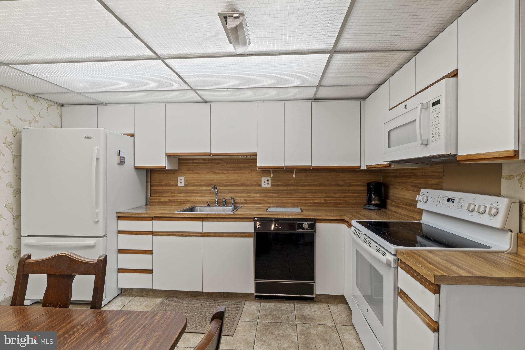 2131 Welsh Road, Unit 303 Philadelphia, PA 19115 - Photo 15 of 30