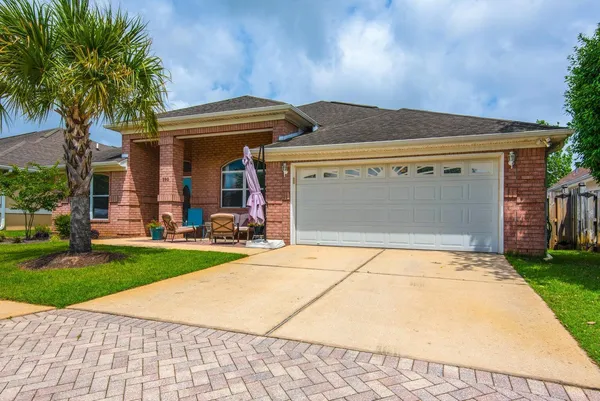 $3,000 | 395 Camden Pass Lane, Fort Walton Beach, FL 32547