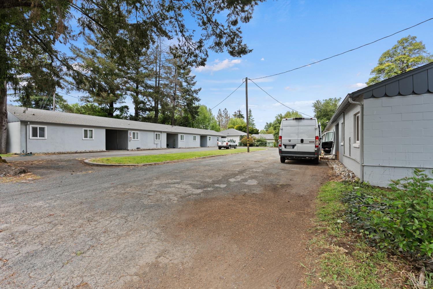 530-570 Talmage Road Ukiah, CA 95482 - Photo 4 of 26