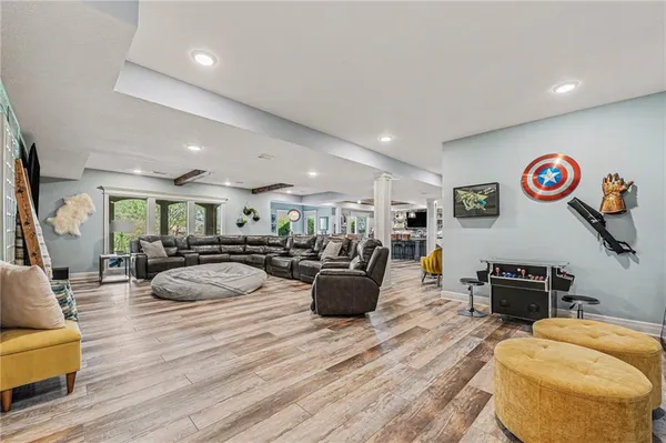 $1,500,000 | 8070 Northwest Masters Lane, Parkville, MO 64152