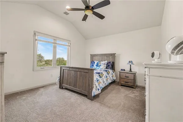 $1,500,000 | 8070 Northwest Masters Lane, Parkville, MO 64152