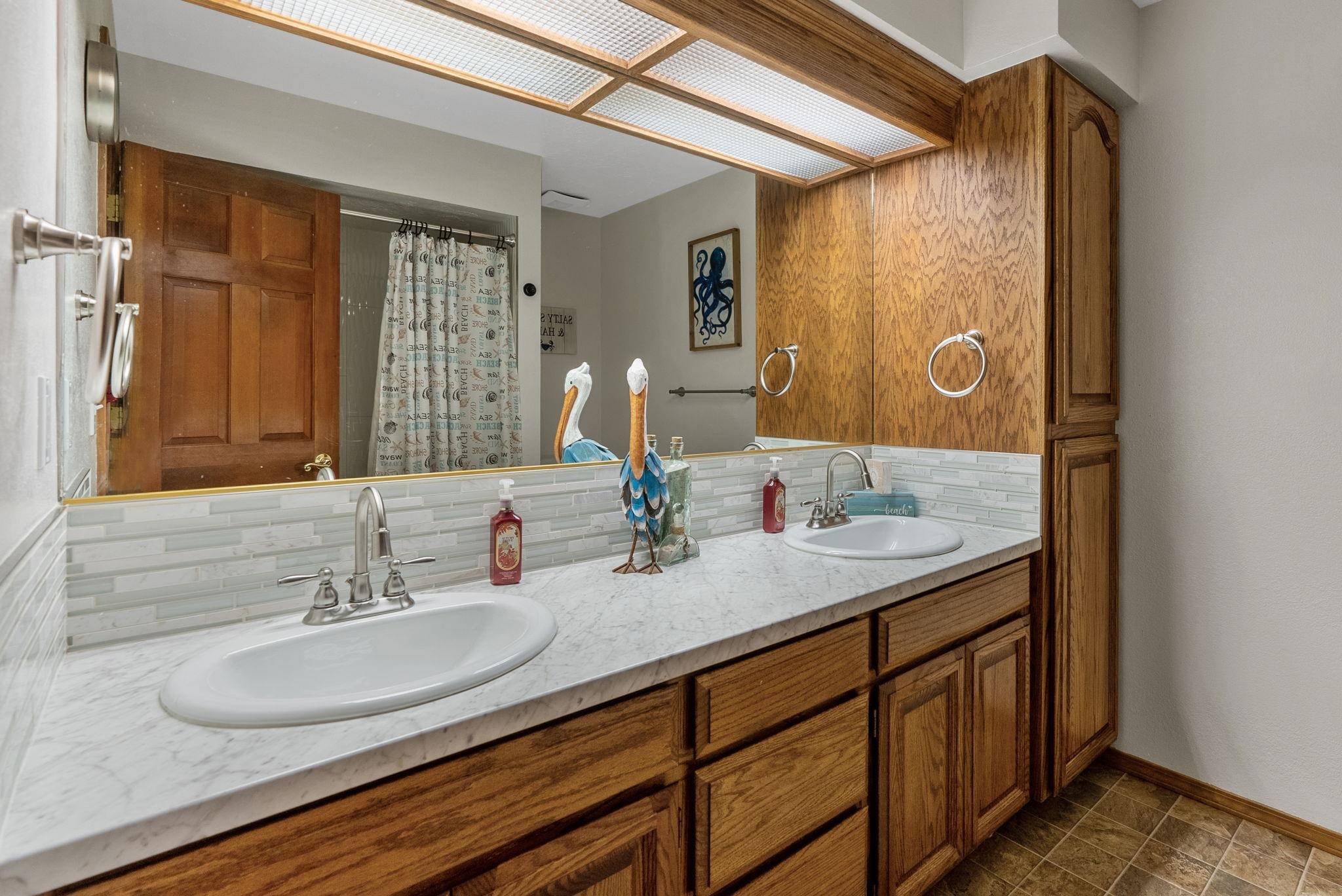 10103 North Ridgecrest Drive Spokane, WA 99208 - Photo 14 of 36