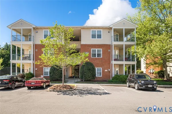 $194,500 | 801 Brassie Lane, Unit G, Glen Allen, VA 23059