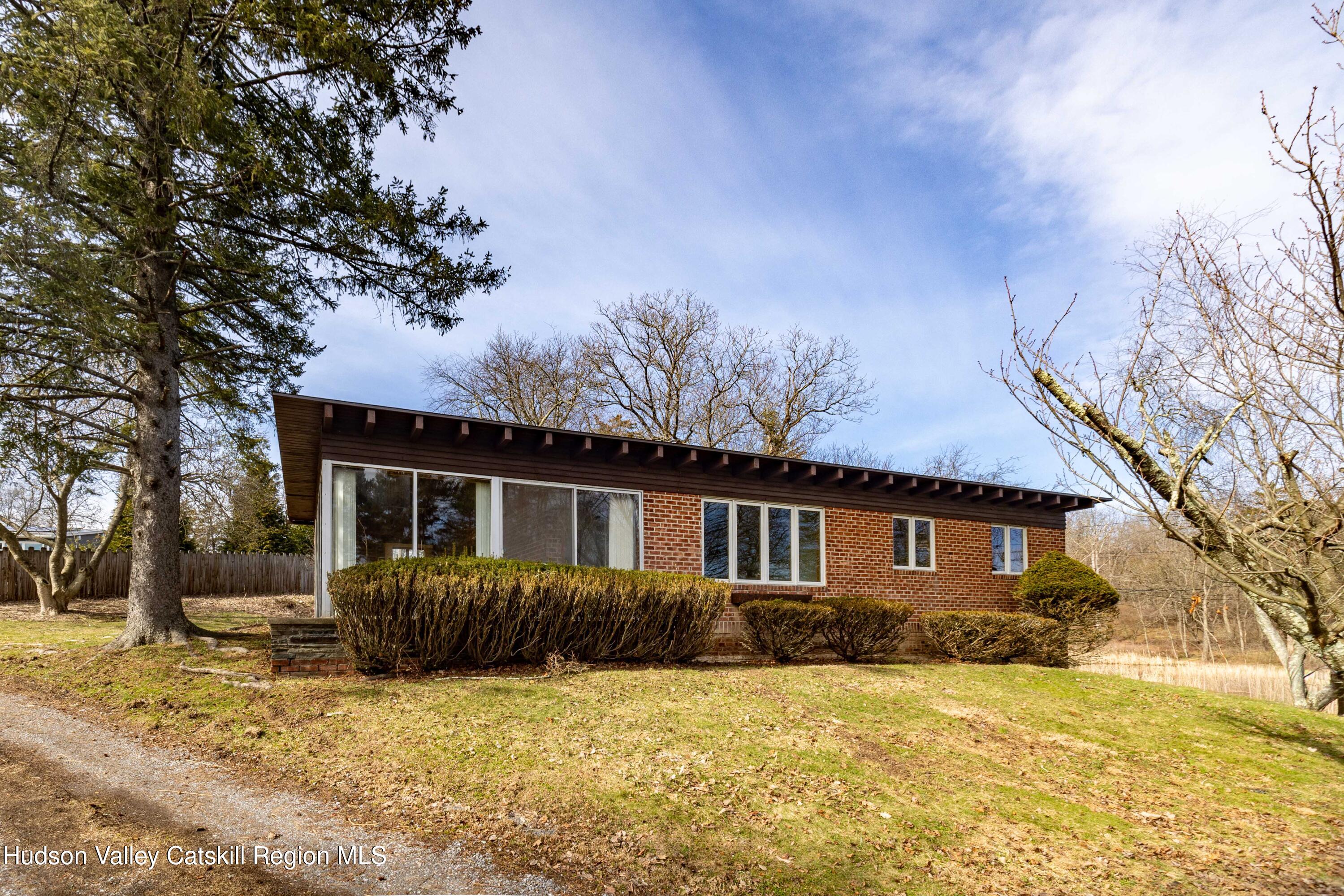 129 West Camp Church Road Saugerties, NY 12490 - Photo 2 of 27 5N9A5547