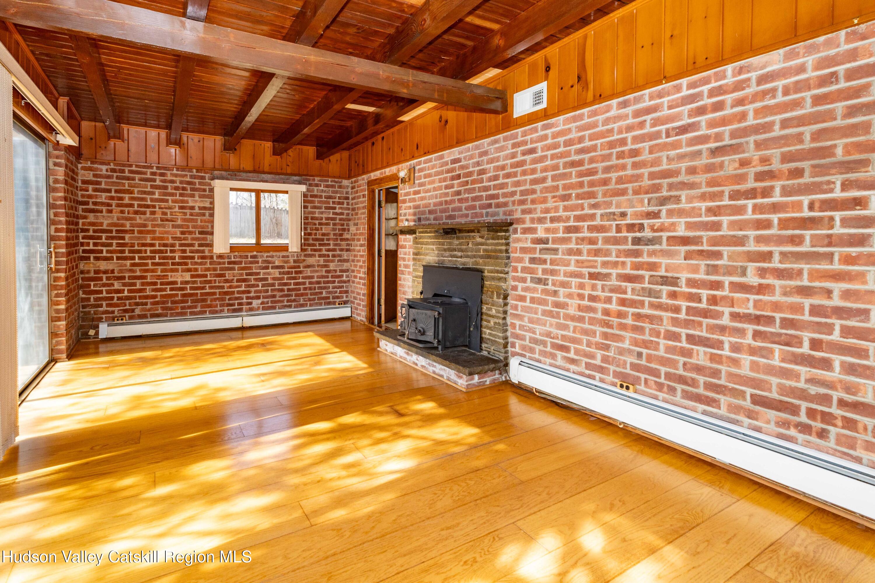 129 West Camp Church Road Saugerties, NY 12490 - Photo 5 of 27 5N9A5565