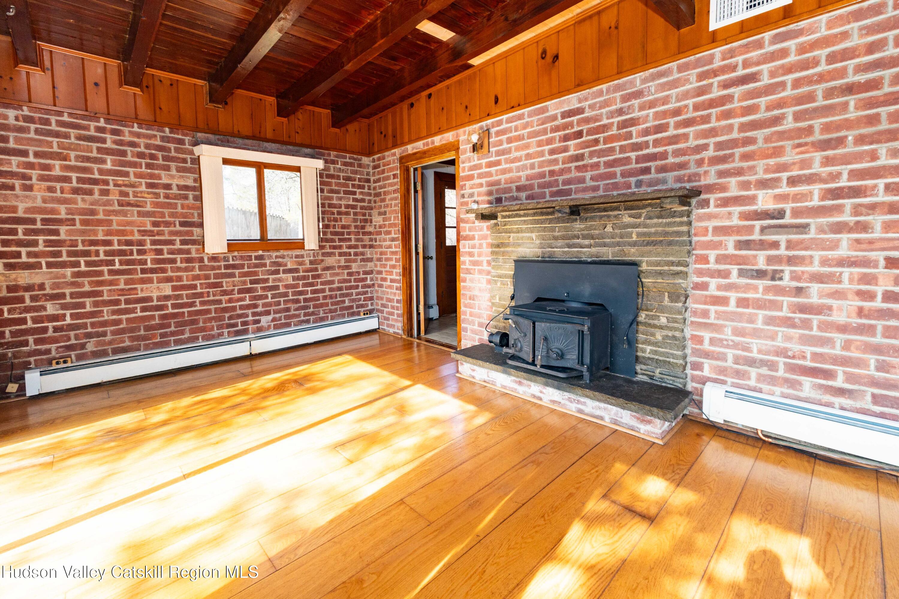 129 West Camp Church Road Saugerties, NY 12490 - Photo 7 of 27 5N9A5571