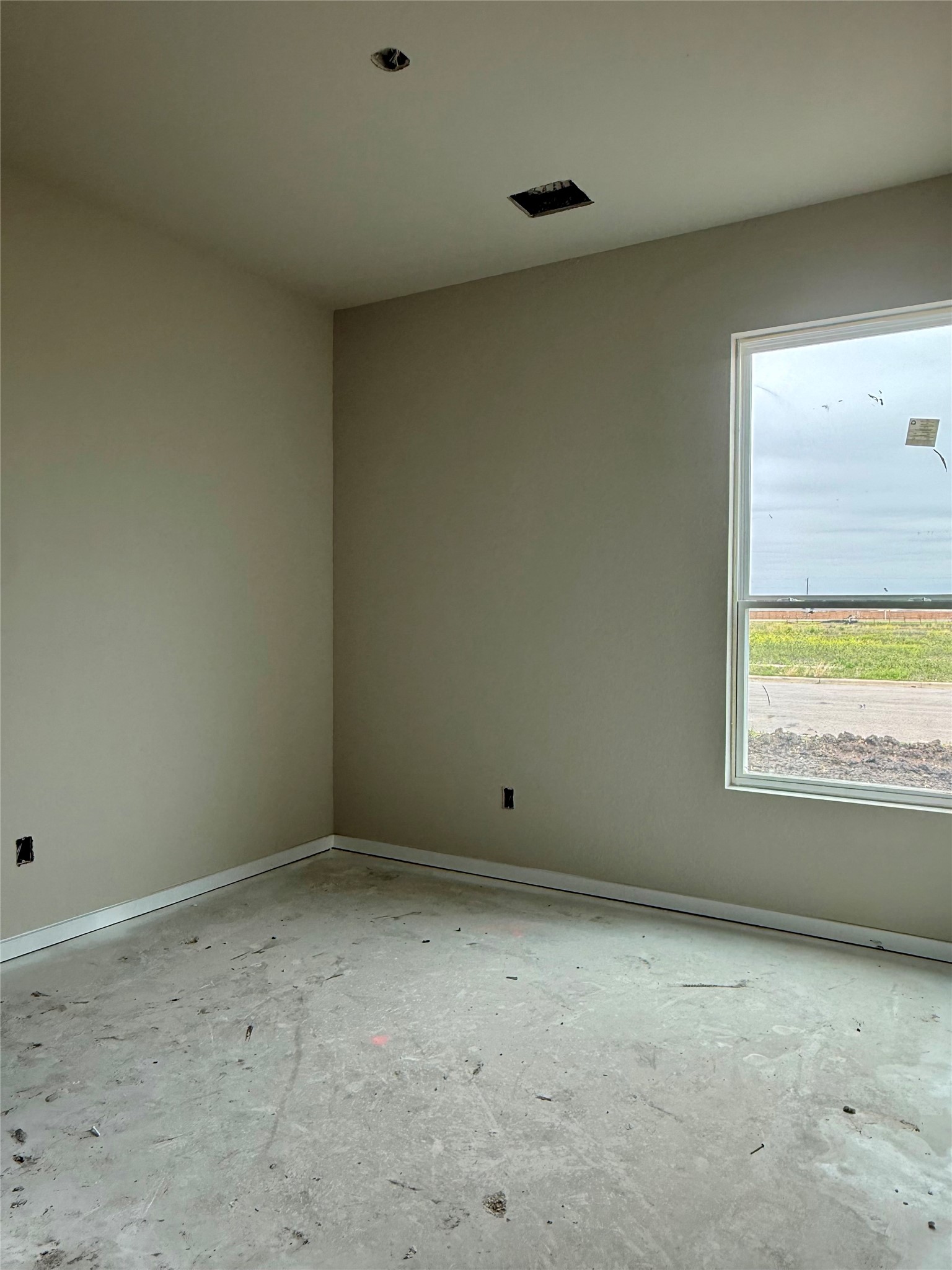 101 Backwood Pass Taylor, TX 76574 - Photo 11 of 18 Secondary Bedroom