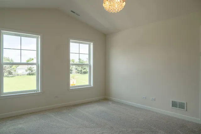 $349,900 | 513 Amherst Drive, Sycamore, IL 60178