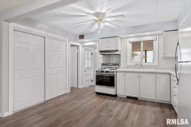 $239,900 | 158 East Monroe Street, Auburn, IL 62615