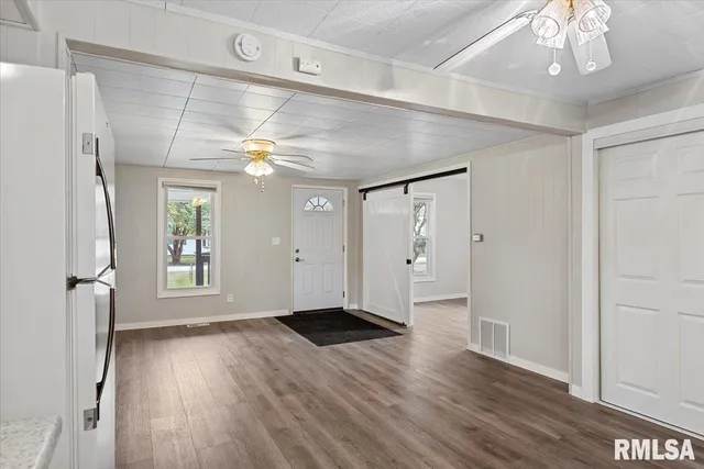 $239,900 | 158 East Monroe Street, Auburn, IL 62615