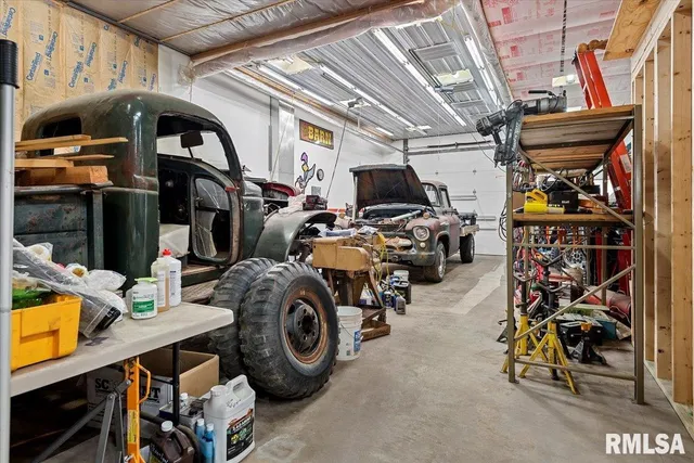 $239,900 | 158 East Monroe Street, Auburn, IL 62615