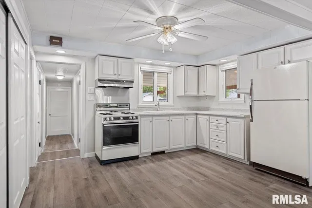 $239,900 | 158 East Monroe Street, Auburn, IL 62615