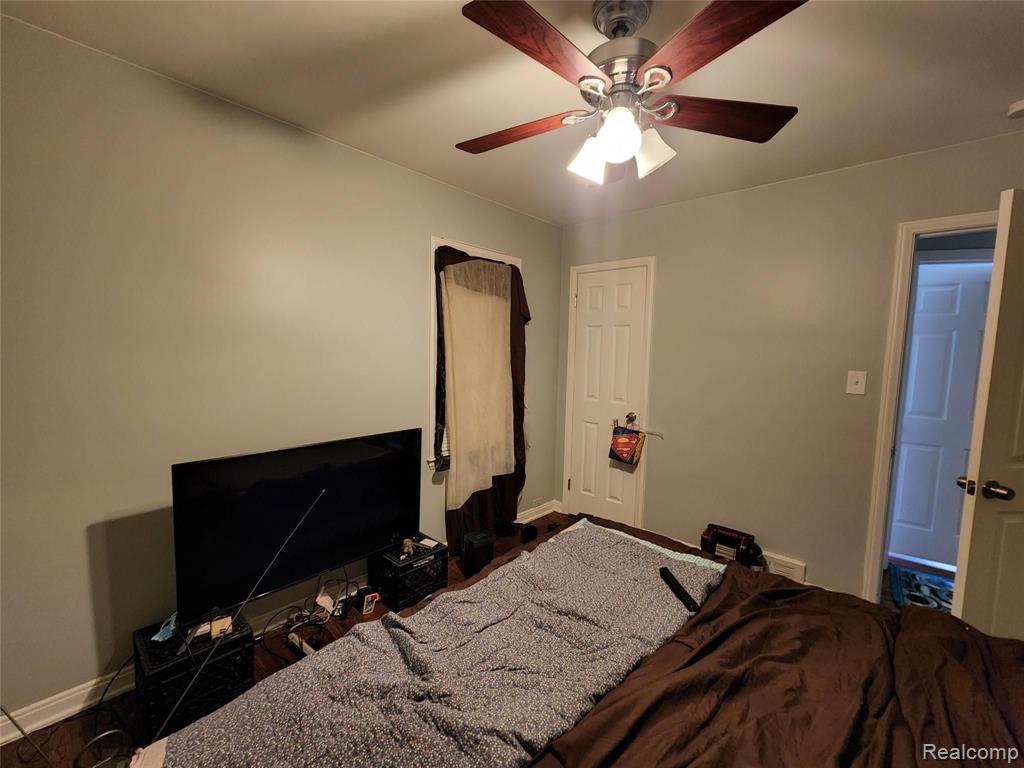 20416 Ryan Road Detroit, MI 48234 - Photo 24 of 36