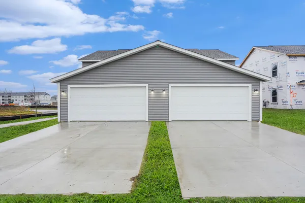 $319,990 | 883 Main Street, Holland, MI 49423