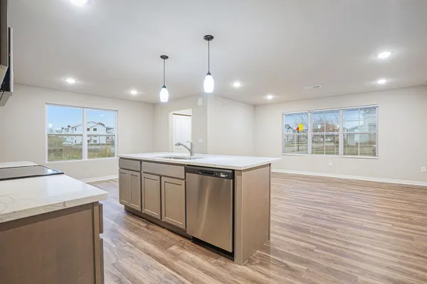 $319,990 | 883 Main Street, Holland, MI 49423