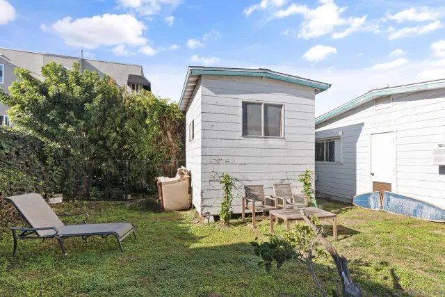 $4,500 | 643 Nautilus Street, La Jolla, CA 92037