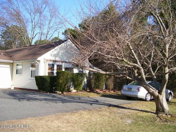 $155,000 | 1A Quincy Drive, Unit D, Whiting, NJ 08759