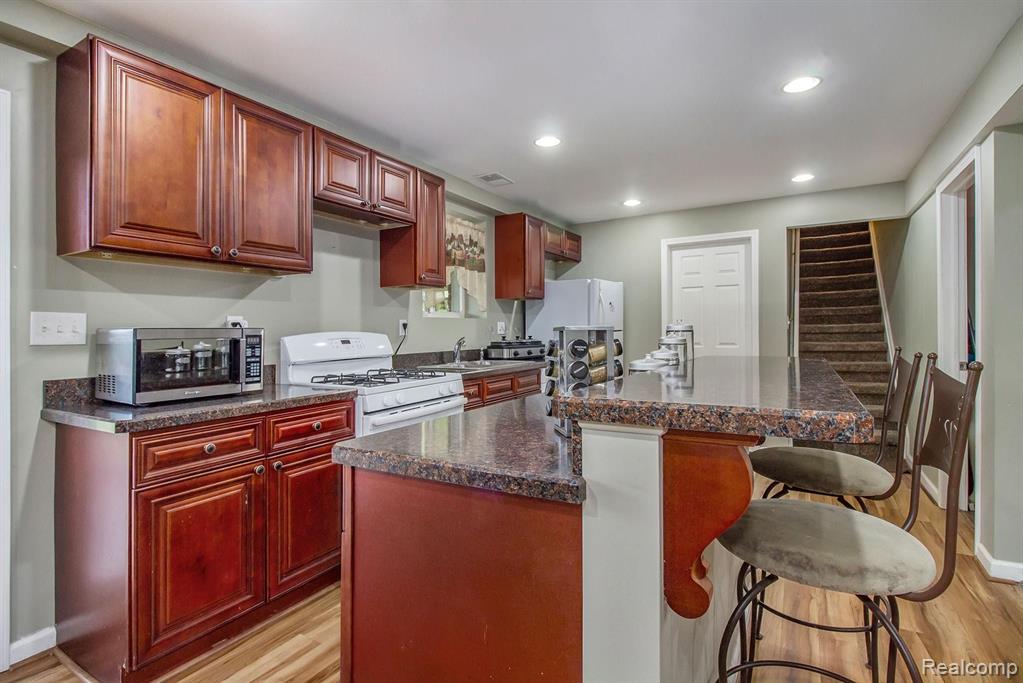 4297 Rurik Drive Howell, MI 48843 - Photo 16 of 24