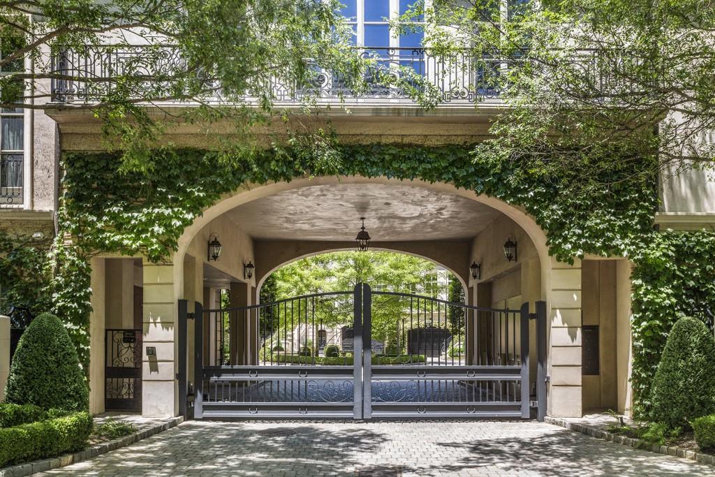 2288 Peachtree Road Northwest, Unit 13 Atlanta, GA 30309 - Photo 33 of 52 Gallery Image 33