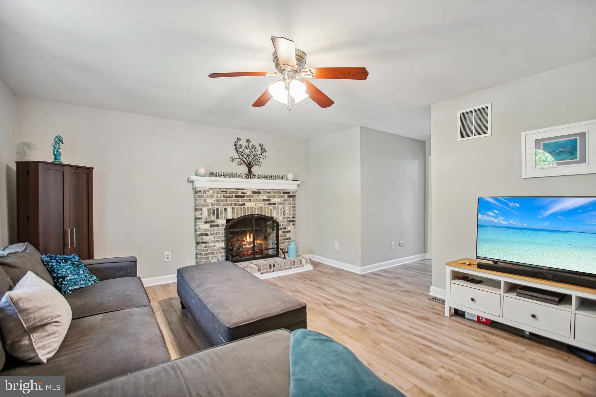 8675 Rue Court Owings, MD 20736 - Photo 11 of 50 Family and entrance bedroom/bath