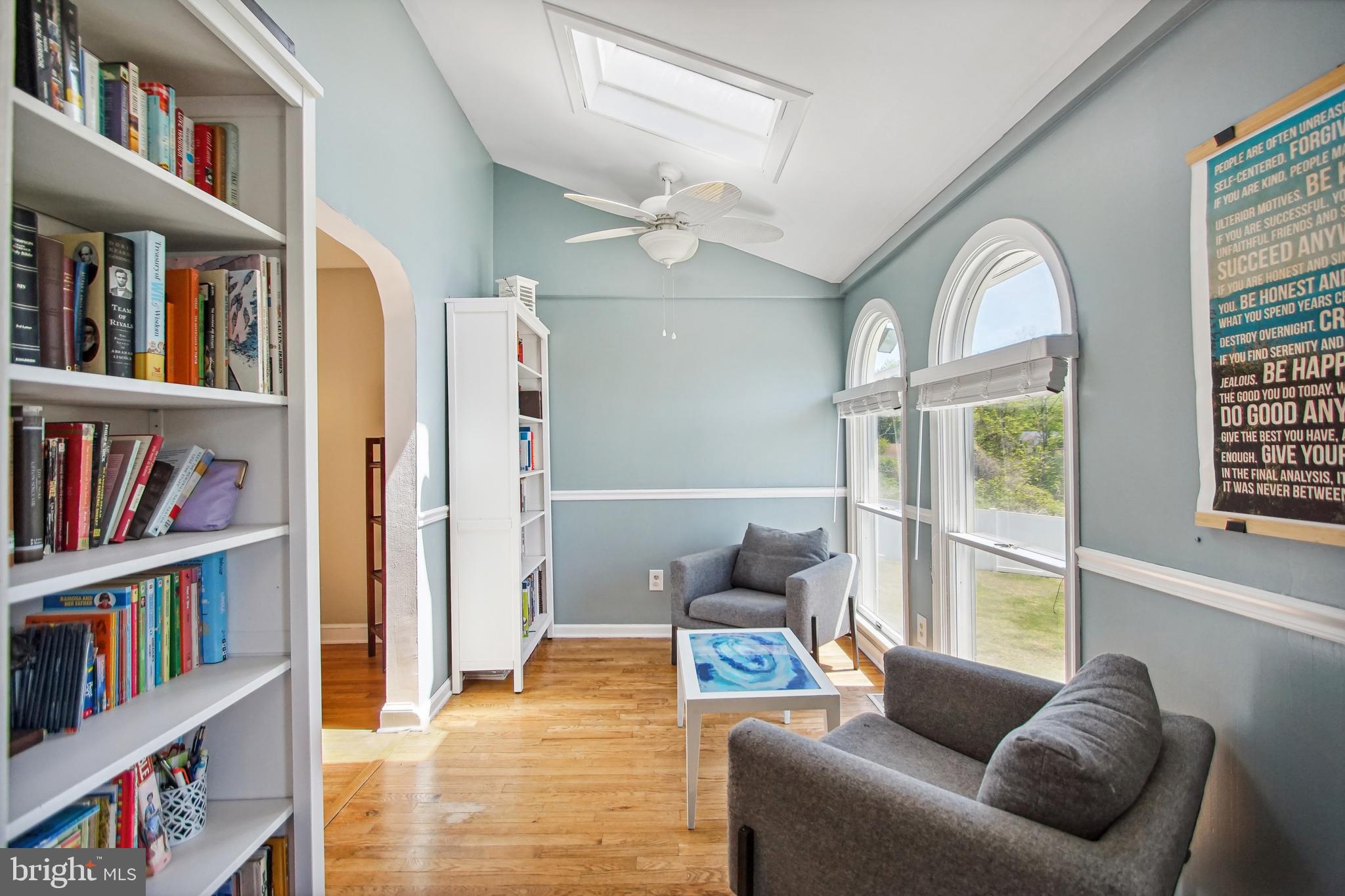 8675 Rue Court Owings, MD 20736 - Photo 17 of 50 Sitting room off of dining room and kitchen