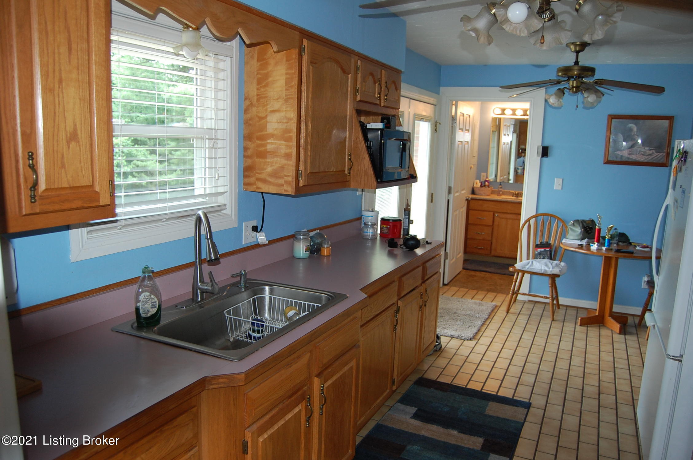 282 Pendleton Road Shepherdsville, KY 40165 - Photo 6 of 38 DSC_0395