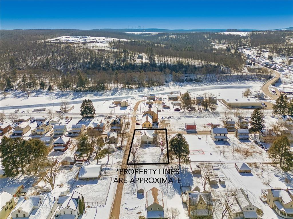 451 Main Street Rockwood, PA 15557 - Photo 7 of 9 a view of a city