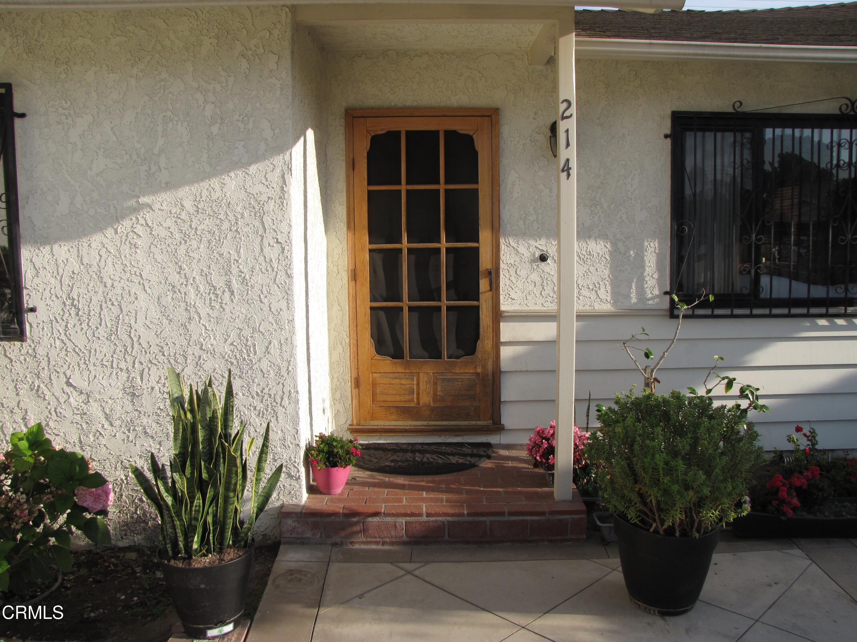 214 West Bard Road Oxnard, CA 93033 - Photo 2 of 71 IMG_0681