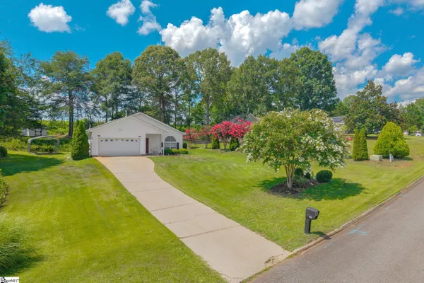 $252,500 | 109 Golden Springs Lane, Liberty, SC 29657